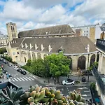 Artist Rooms Paris