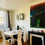 Artist Rooms Paris